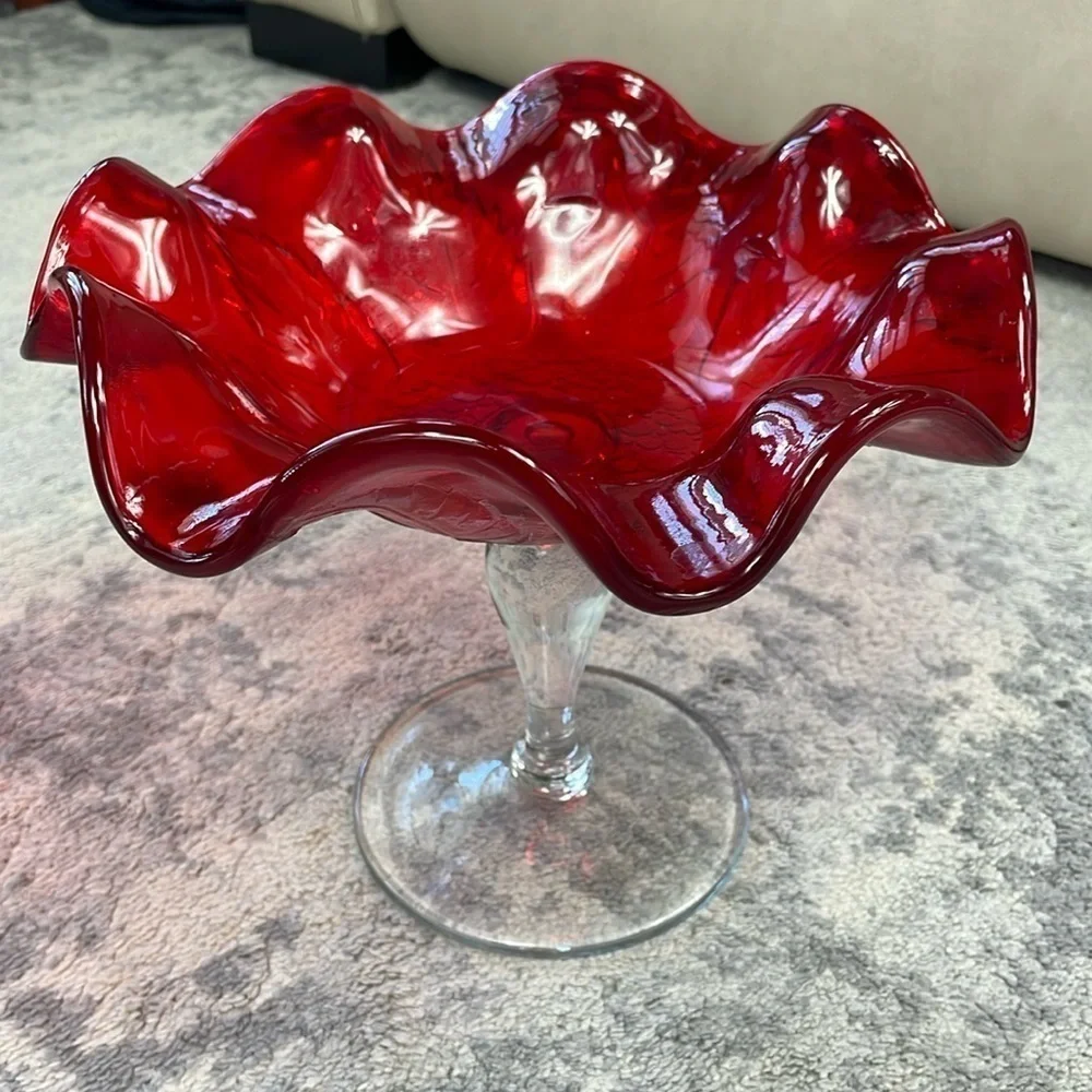 Red Leaf Imprint Ruffled Footed Glass Candy Dish Stand Clear